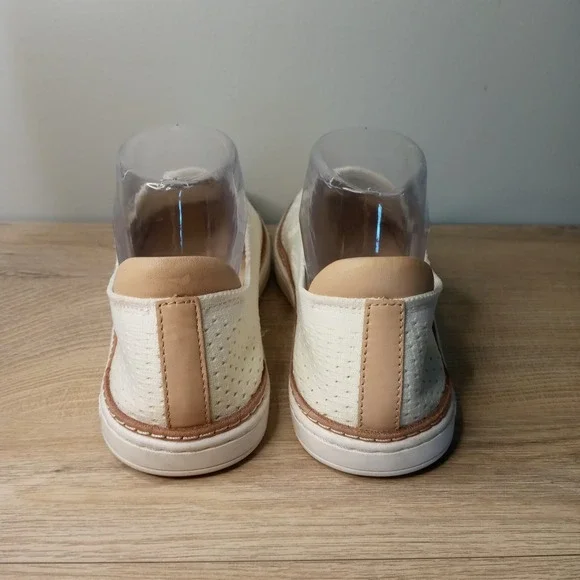 UGG Knit Slip On Sneakers Shoes Womens Size 8 US Cream Casual Comfort Minimalist - Picture 3 of 10